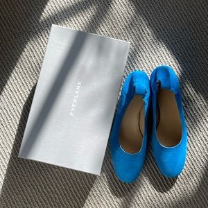 The Italian leather day heel in brilliant blue suede from Everlane